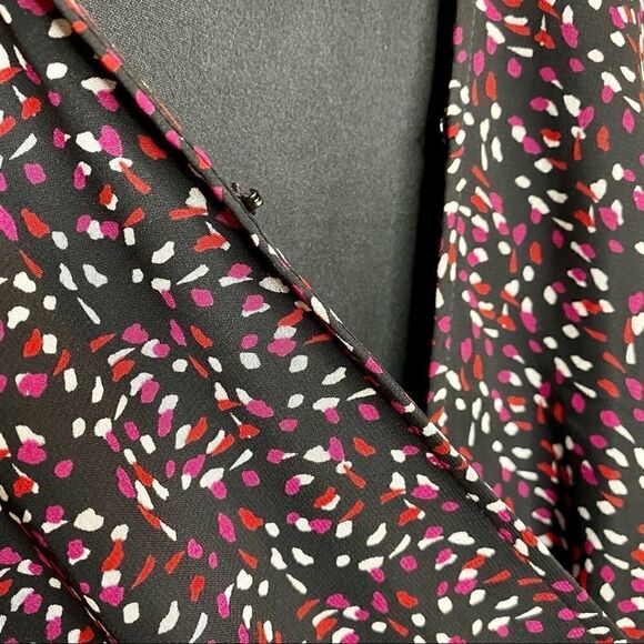 Express abstract print long sleeve surplice romper - Picture 5 of 16